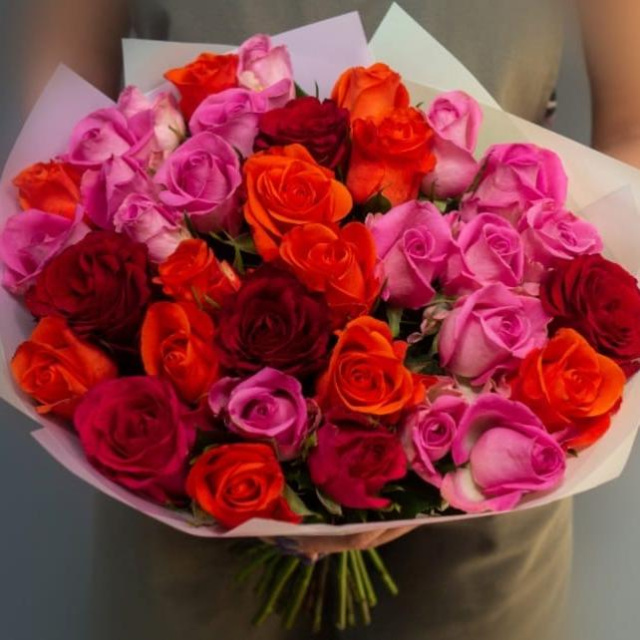 Купить розы в Санкт-Петербурге с доставкой