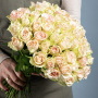 Букет из 101-й розы разного нежно-розового оттенка