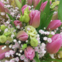 Букет из 25 розовых тюльпан и гипсофилы